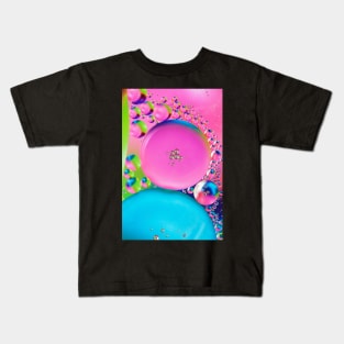 Colorful close up of oil drops in water Kids T-Shirt